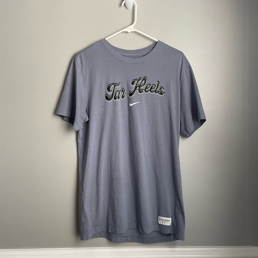 Nike UNC North Carolina Tar Heels Campus Collection Graphic Shirt Size Men's Med